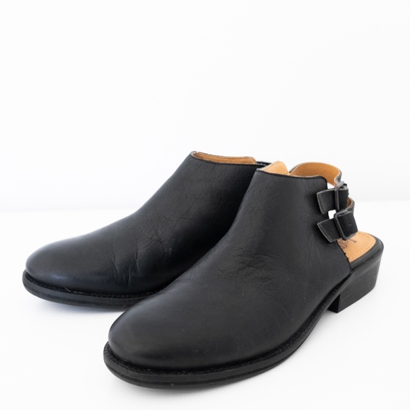 Latigo Cupcake Black Leather Open Back Booties - Picture 1 of 8